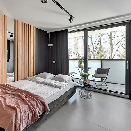Thomas Apartman